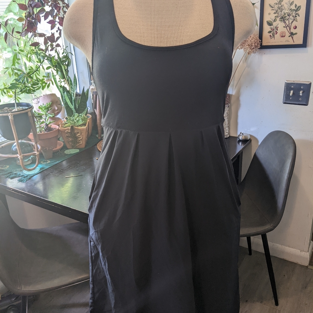 Columbia Omni Shade black mini sundress